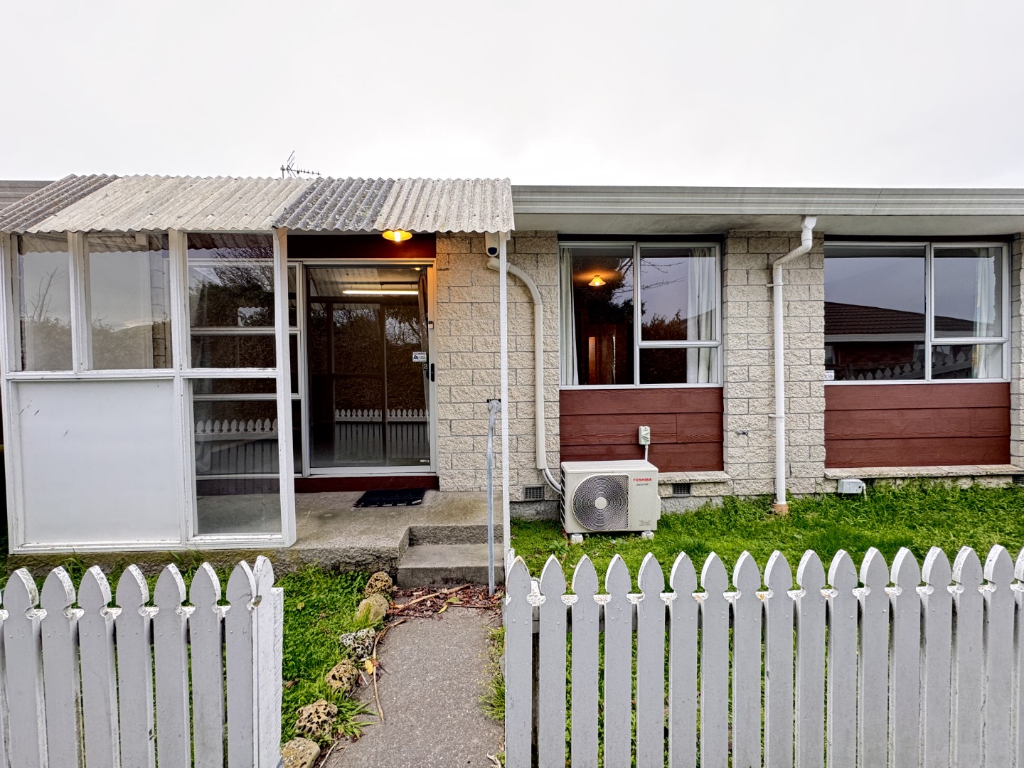 98 Peverel Street