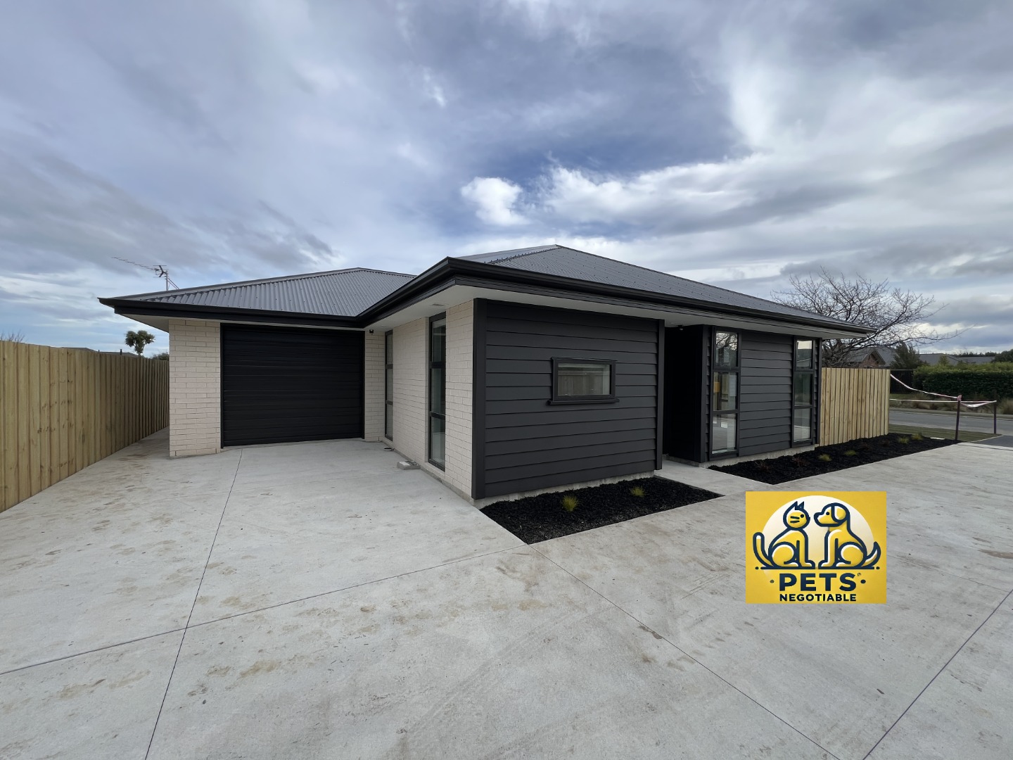 21B Oak Tree Lane