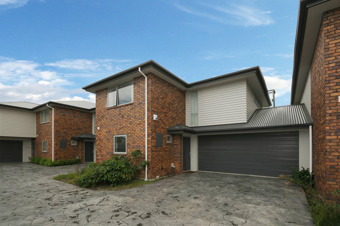 3/90 Huxley Street