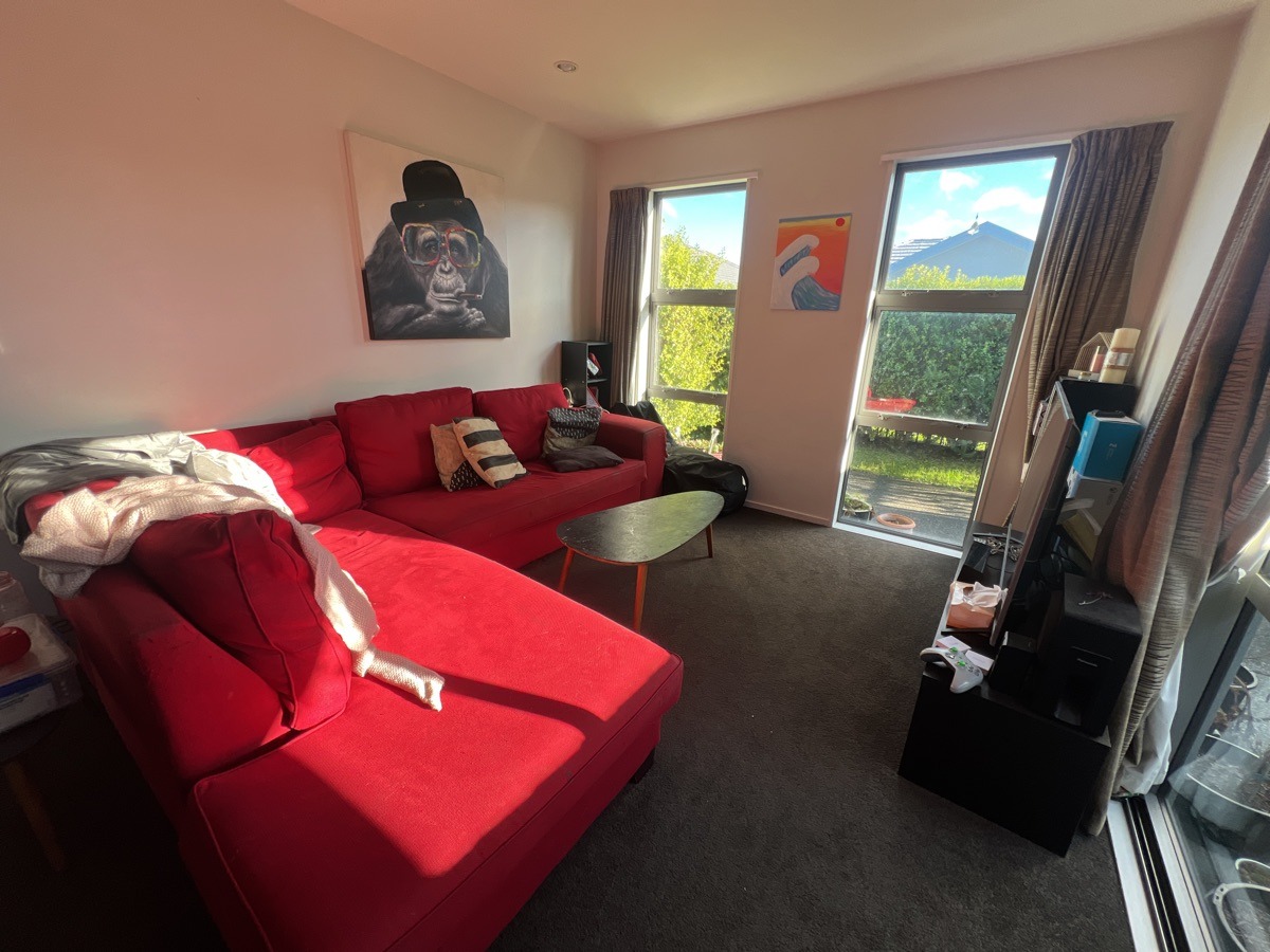LOUNGE 4