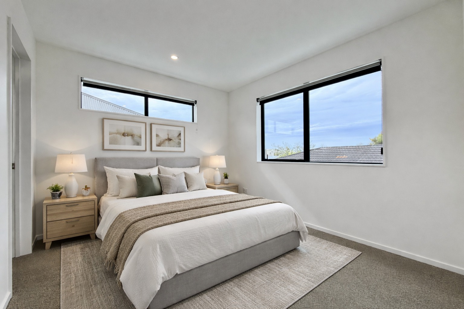 Modern minimalism in a serene bedroom