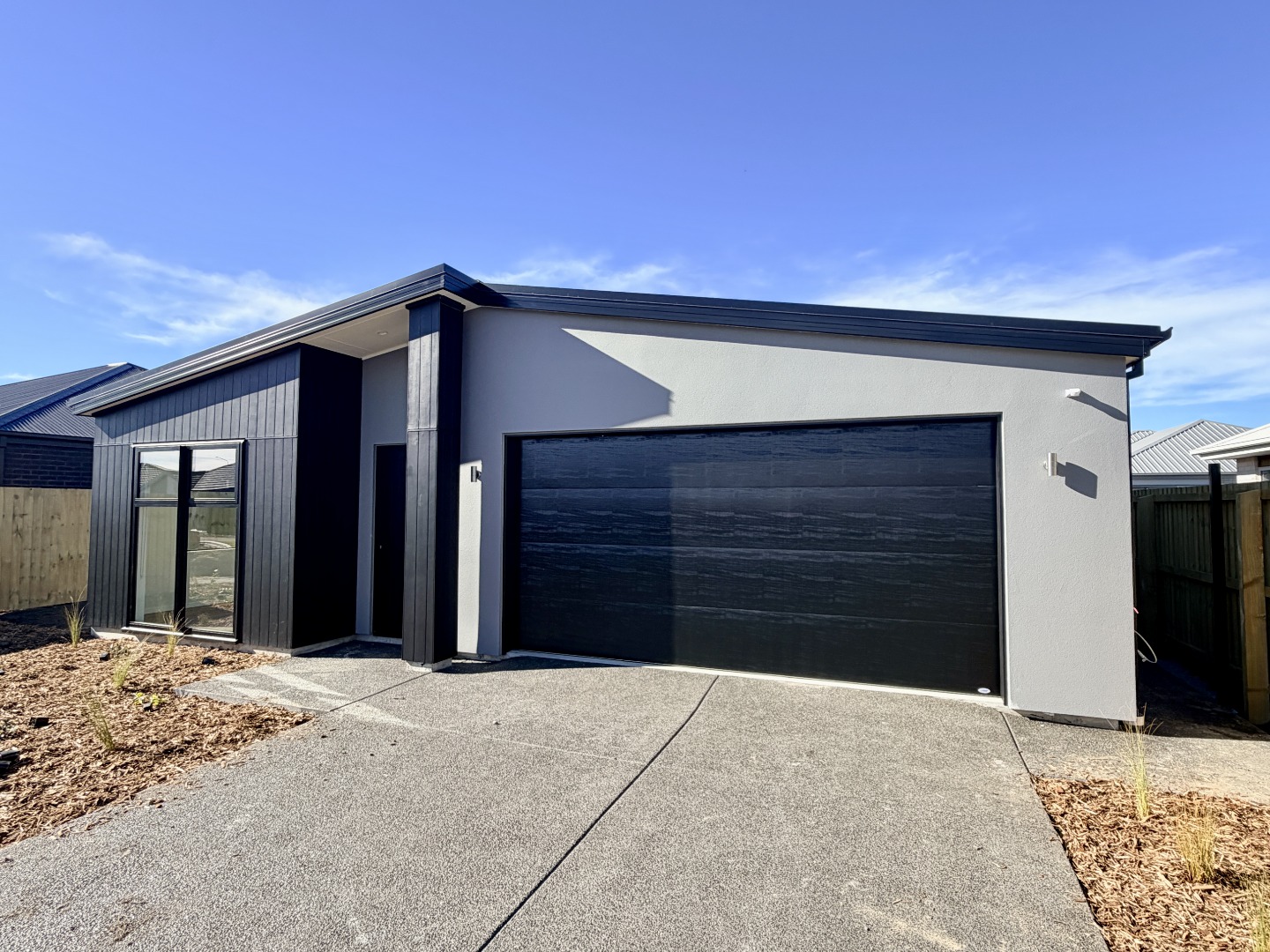 12 Rita Angus Rd