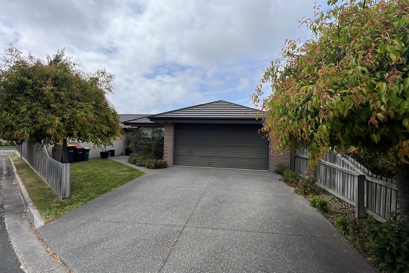 62A  Somerville Crescent