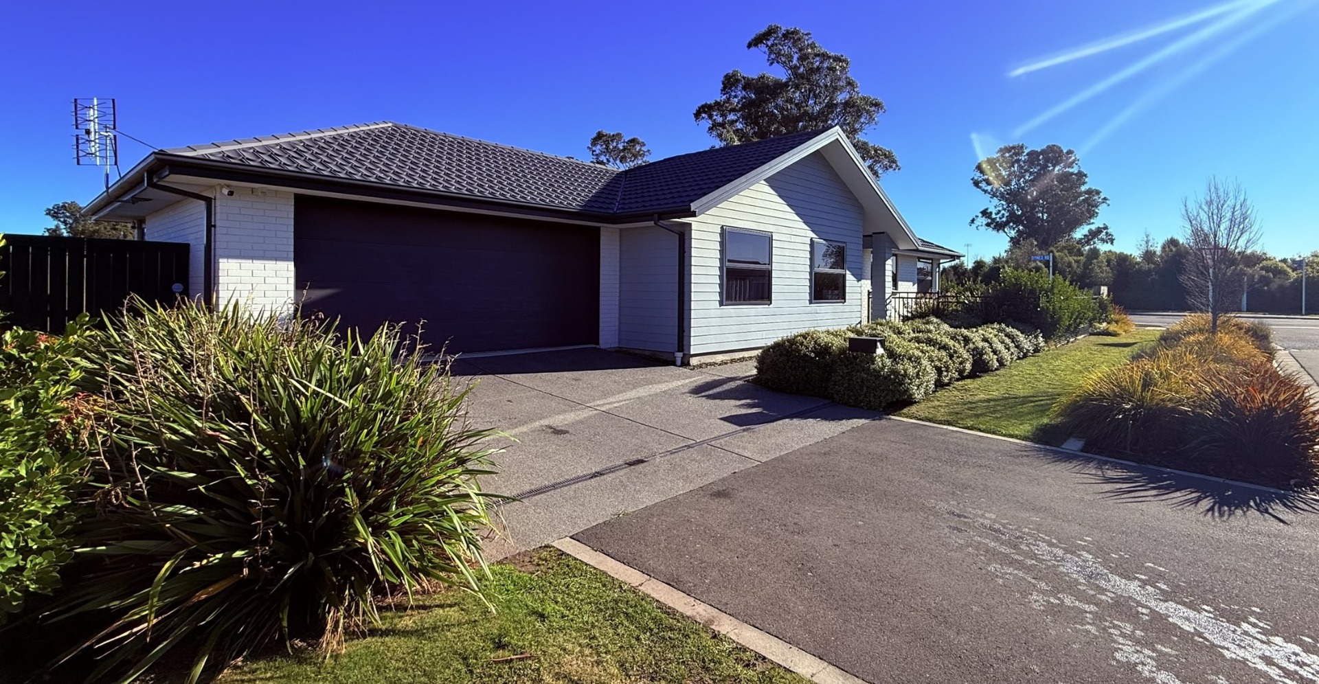 2  Whittington Drive