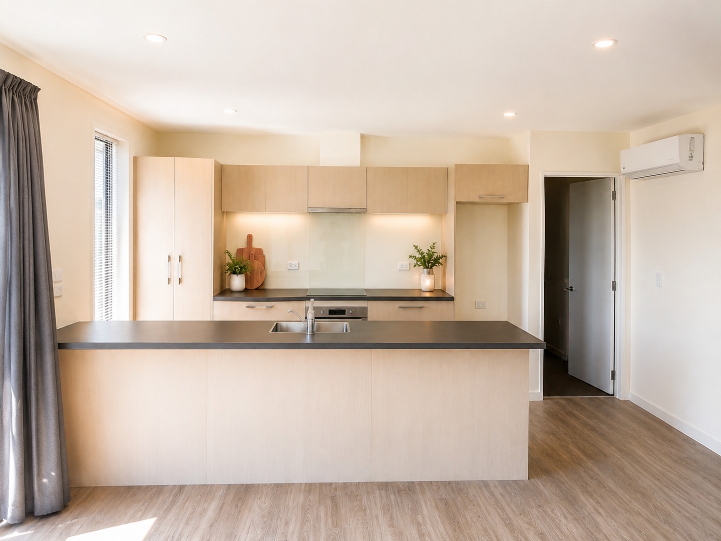 sharmn kitchen