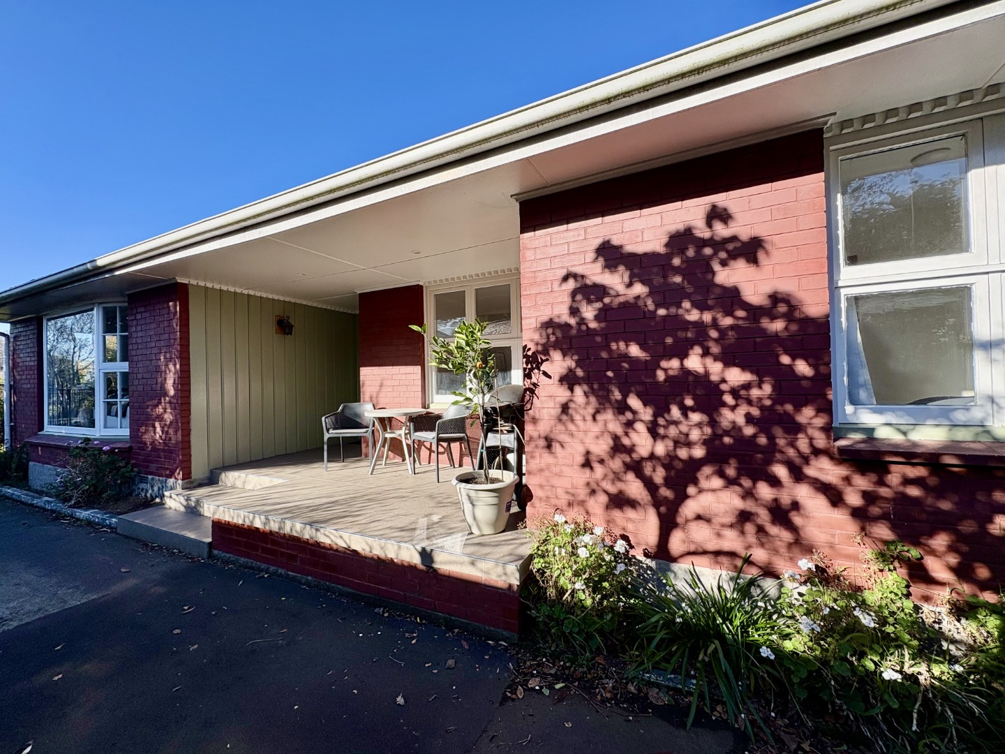 33 Colman Avenue