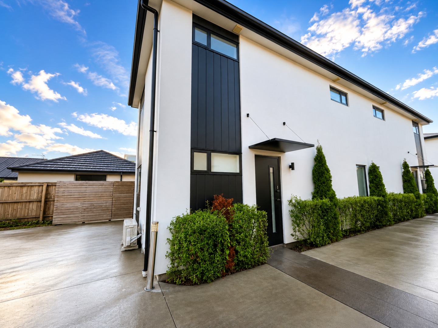 8/32  Heywood Terrace