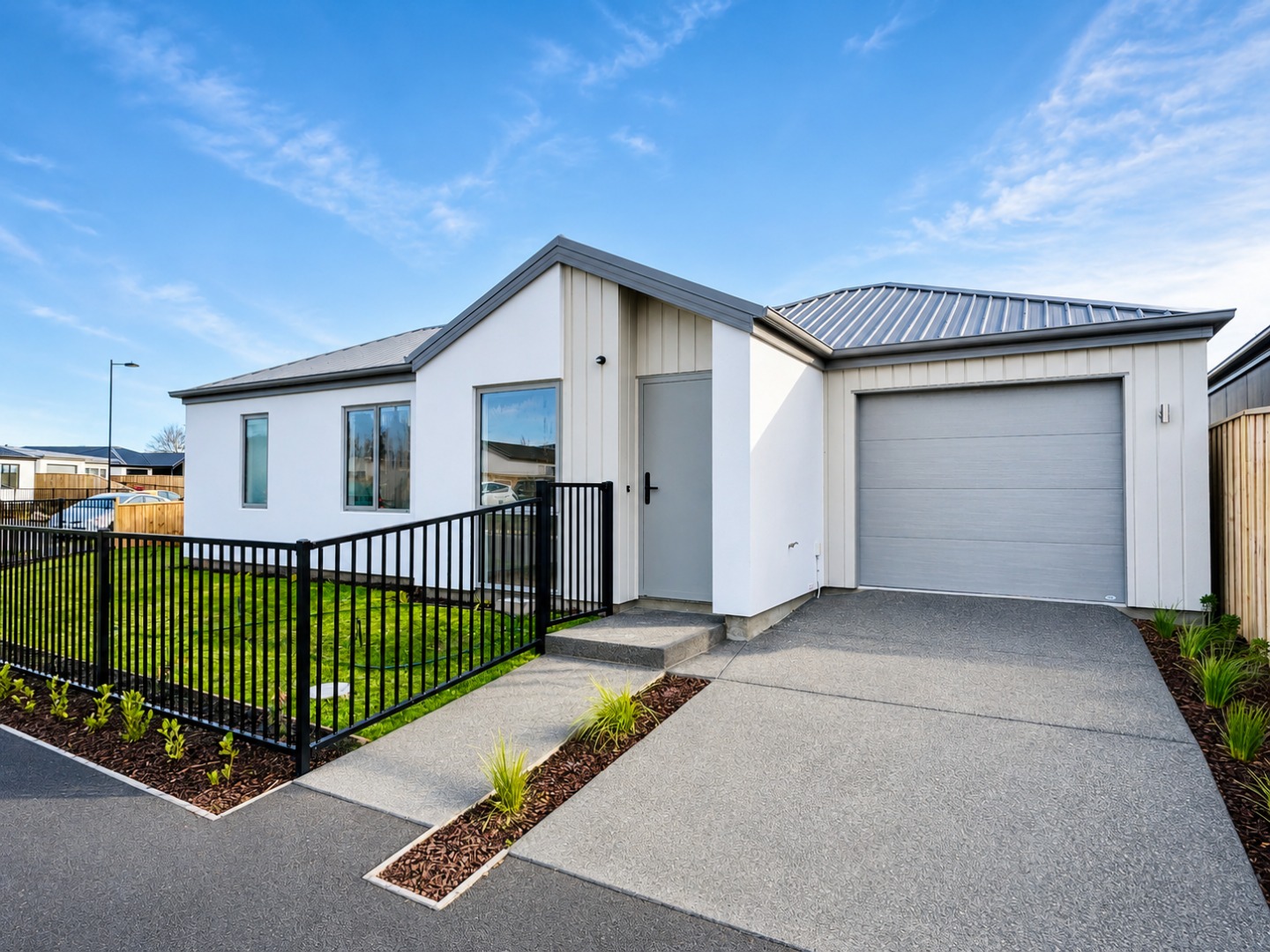 22 Chrysolite Place