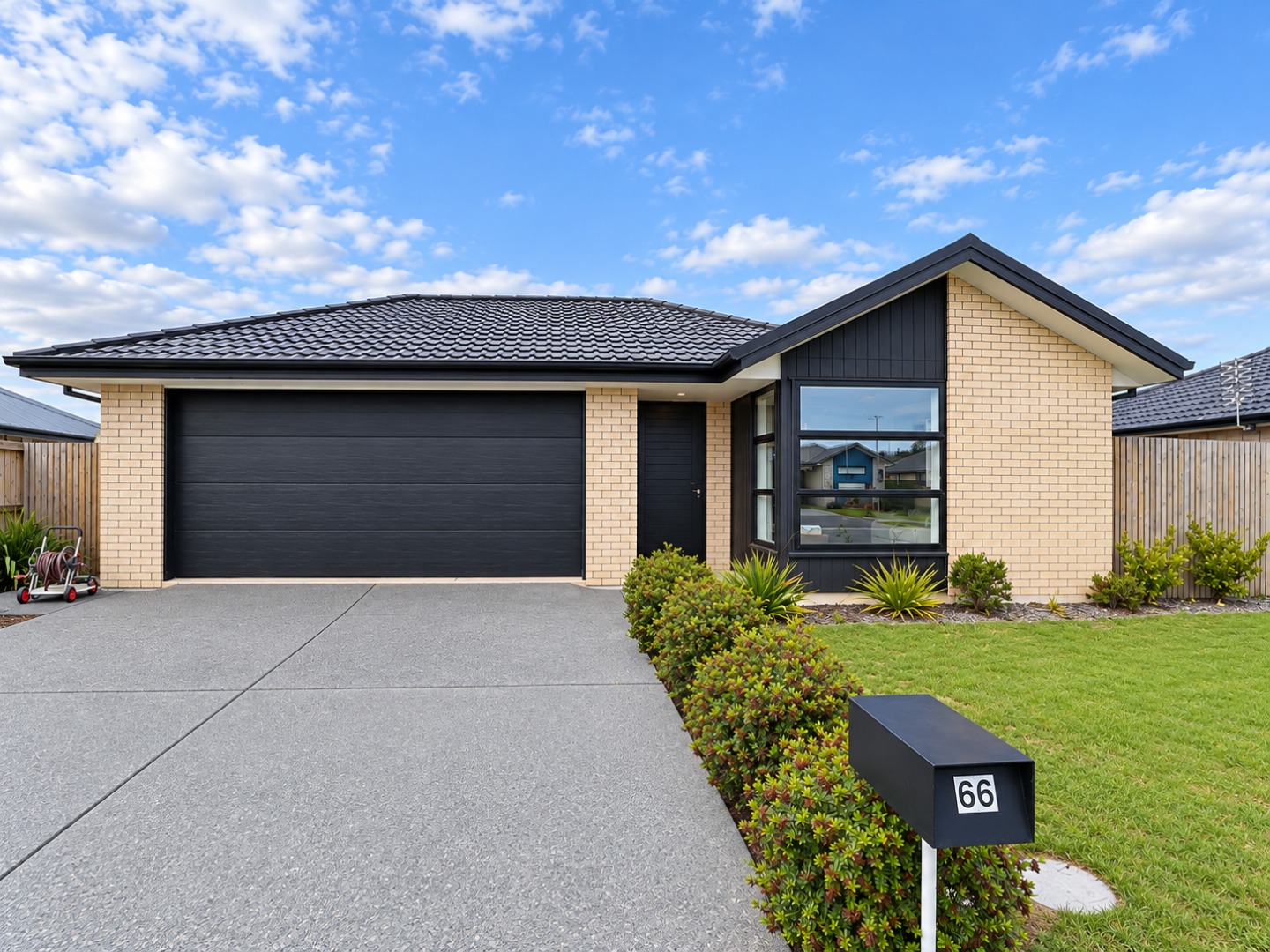 66  Oaks Drive