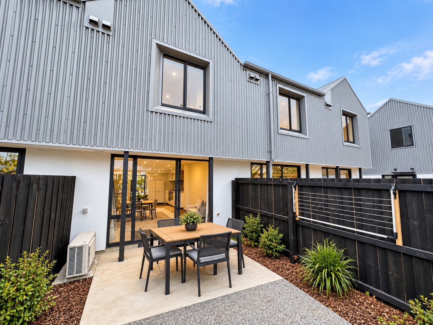 4/30 Frederick Street