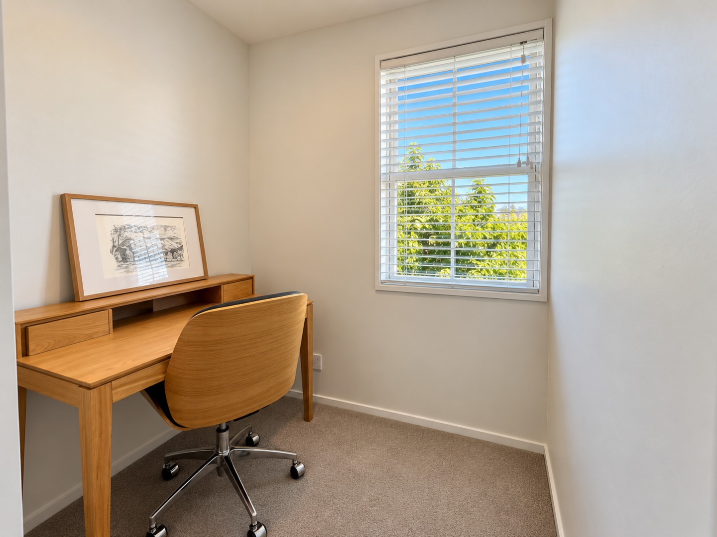 Minimalist Scandinavian Home Office Nook